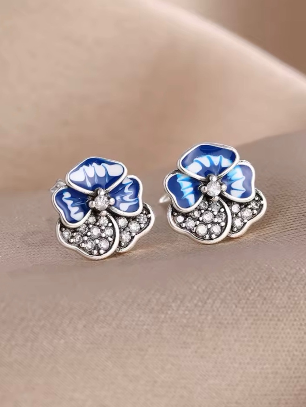 Italian Luxury Silver Blue Enamel Flower Stud Earrings Rhinestone Crystal NWOT